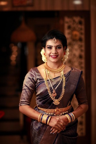 bridal makeup artist guruvayur
