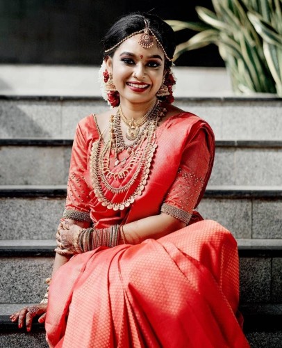 bridal makeup artist guruvayur

