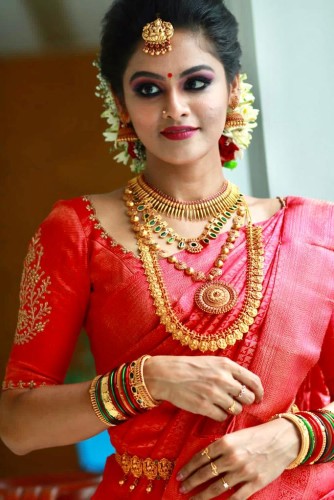 bridal makeup artist guruvayur

