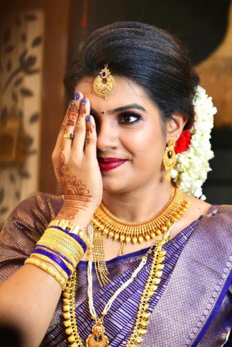 bridal makeup artist guruvayur
